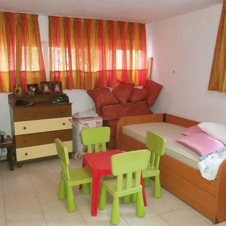 Aliki House Country house *